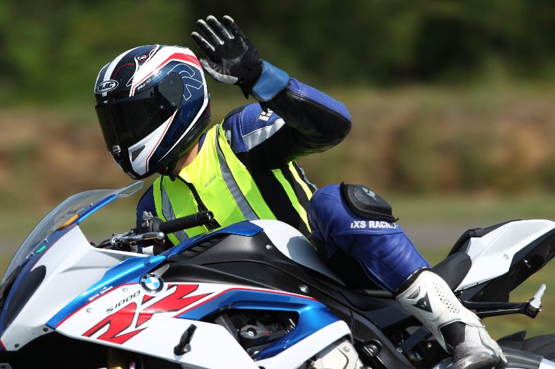 /Archiv-2018/44 06.08.2018 Dunlop Moto Ride and Test Day  ADR/Strassenfahrer-Sportfahrer grün/72